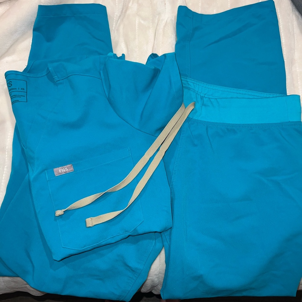 Teal Figs Set